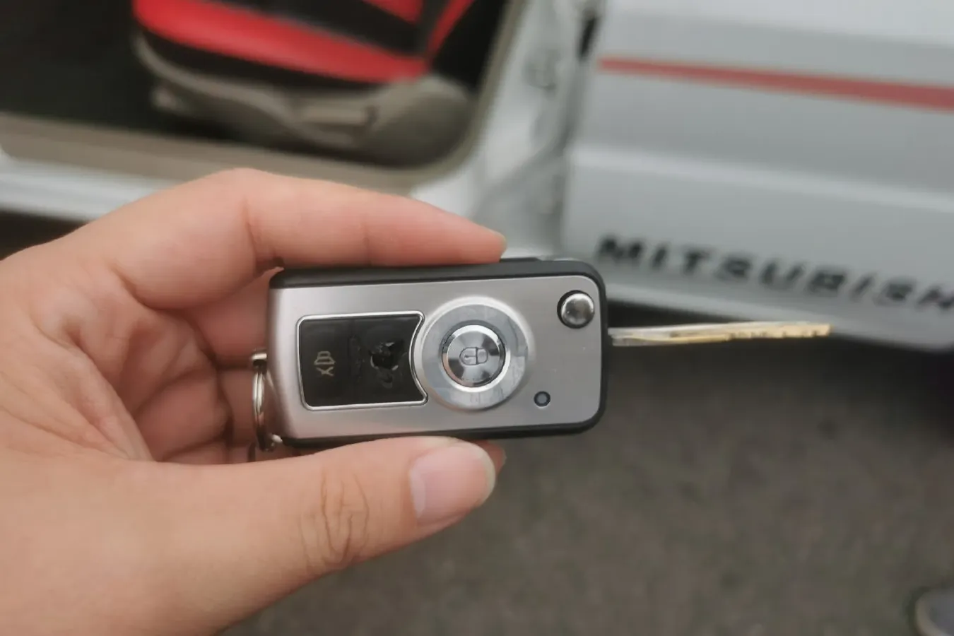 2015 Soueast V3 1.5L 120HP L4 5MT,autocango,china used car exporter,china ev exporter,chinese used car exporter,chinese used ev exporter