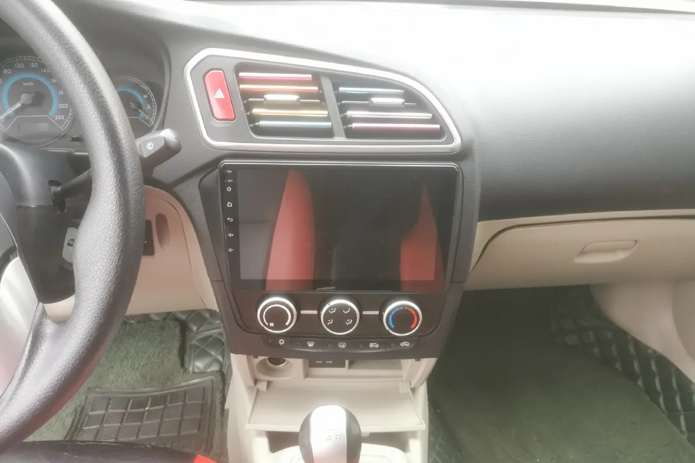 2015 Soueast V3 1.5L 120HP L4 5MT,autocango,china used car exporter,china ev exporter,chinese used car exporter,chinese used ev exporter