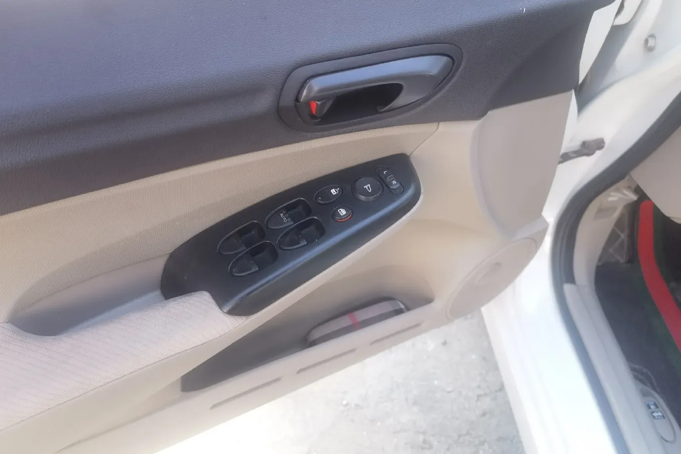 2015 Ciimo Ciimo 1.8L 140HP L4 5AT,autocango,china used car exporter,china ev exporter,chinese used car exporter,chinese used ev exporter