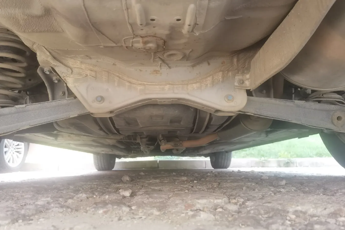 2015 Ciimo Ciimo 1.8L 140HP L4 5AT,autocango,china used car exporter,china ev exporter,chinese used car exporter,chinese used ev exporter