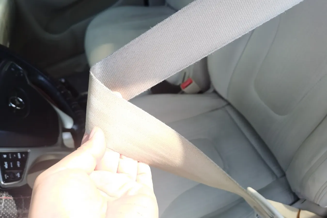 2013 HaiMa S7 2.0L 150HP L4 5AT,autocango,china used car exporter,china ev exporter,chinese used car exporter,chinese used ev exporter