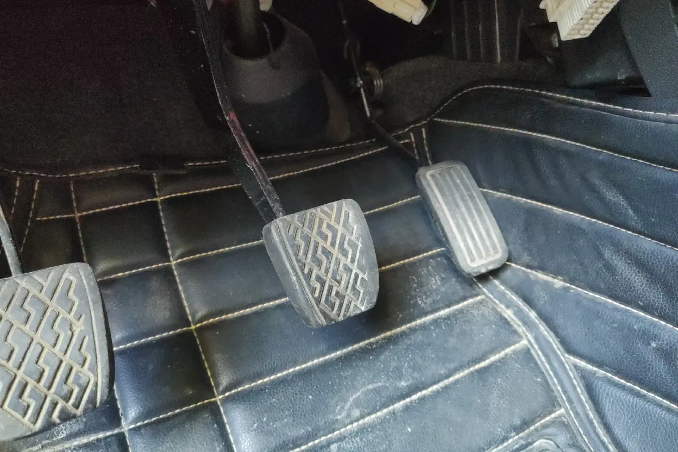 2012 Geely GX2 1.3L 86HP L4 5MT,autocango,china used car exporter,china ev exporter,chinese used car exporter,chinese used ev exporter