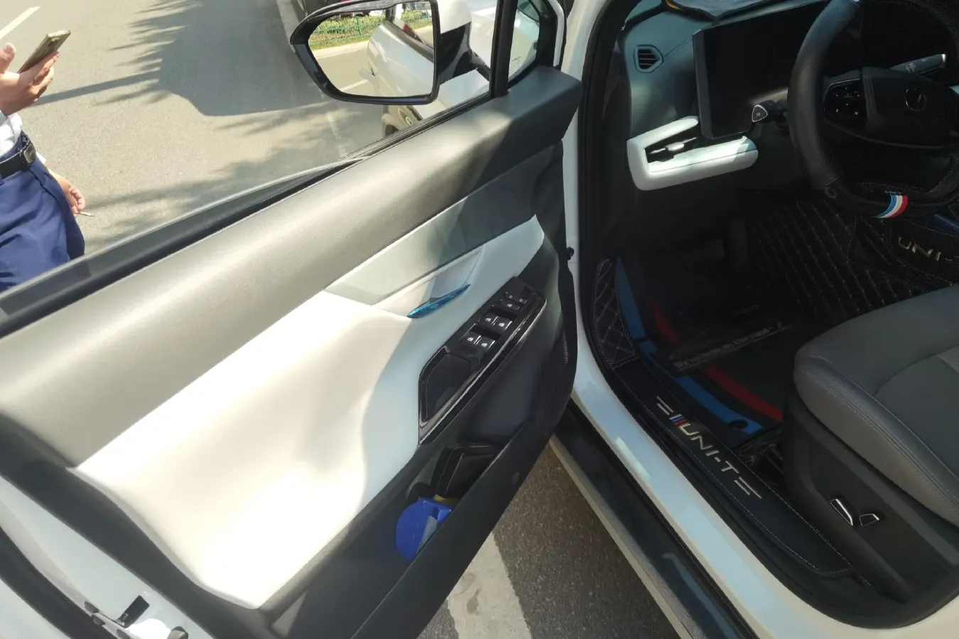 2023 ChangAn UNI-T 1.5T 188HP L4 7DCT,autocango,china used car exporter,china ev exporter,chinese used car exporter,chinese used ev exporter