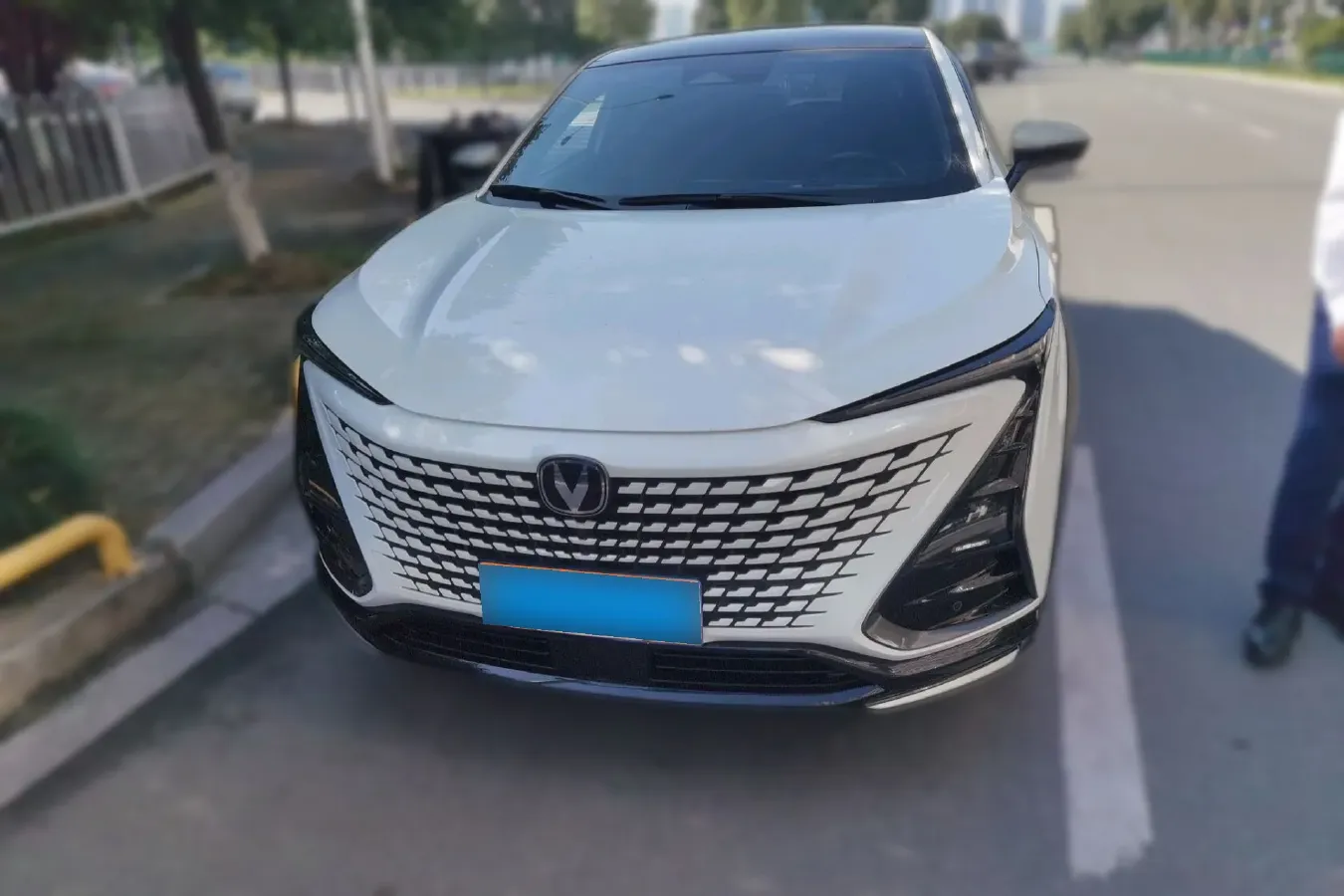 2023 ChangAn UNI-T 1.5T 188HP L4 7DCT,autocango,china used car exporter,china ev exporter,chinese used car exporter,chinese used ev exporter
