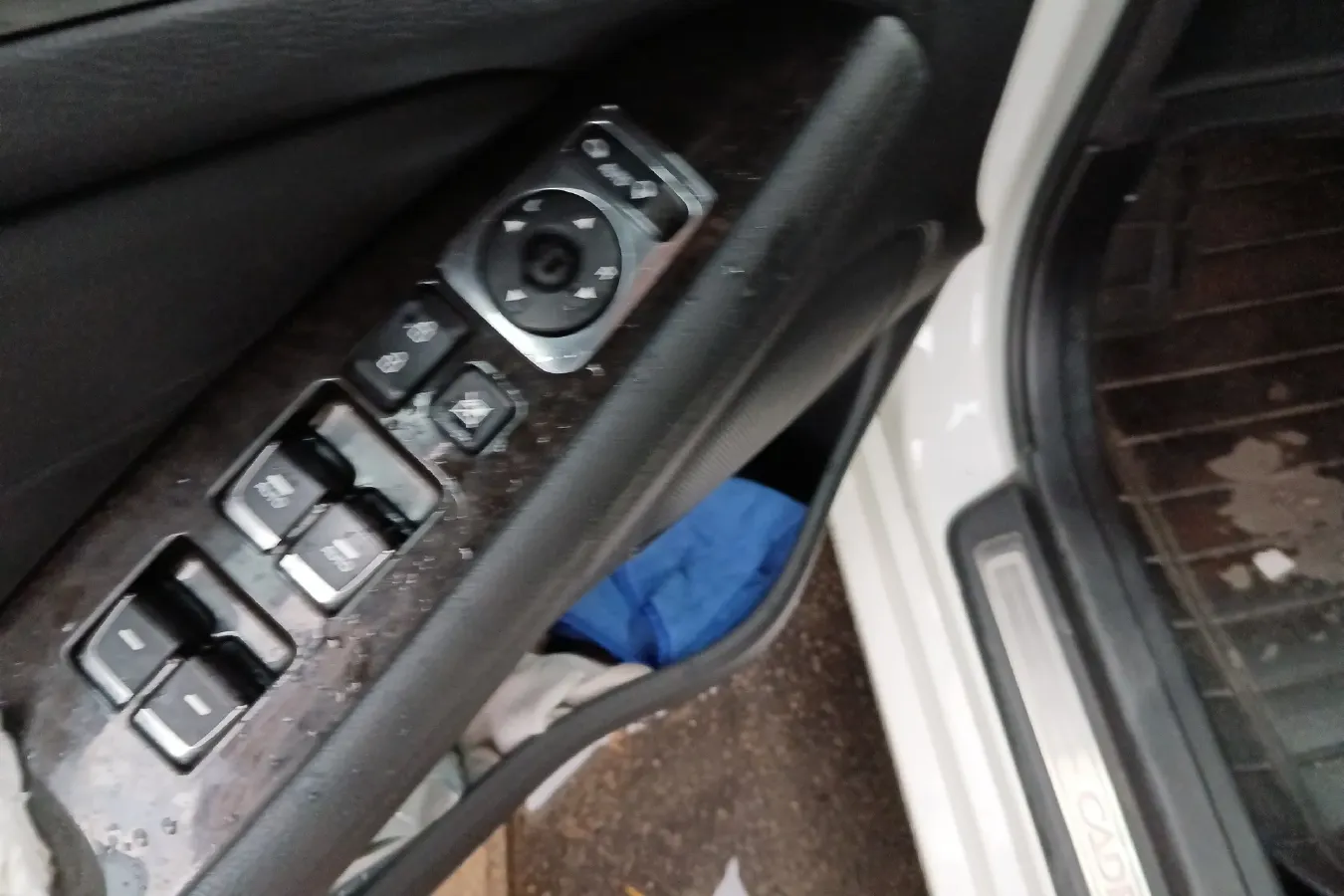 2013 Kia Cadenza 2.4L 173HP L4 6AT,autocango,china used car exporter,china ev exporter,chinese used car exporter,chinese used ev exporter