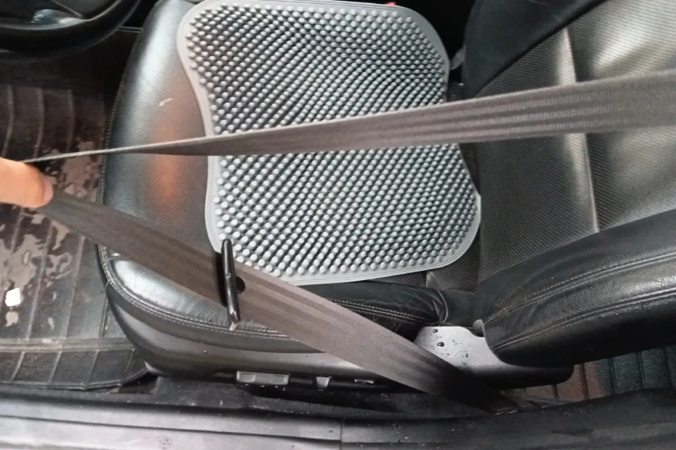 2013 Kia Cadenza 2.4L 173HP L4 6AT,autocango,china used car exporter,china ev exporter,chinese used car exporter,chinese used ev exporter