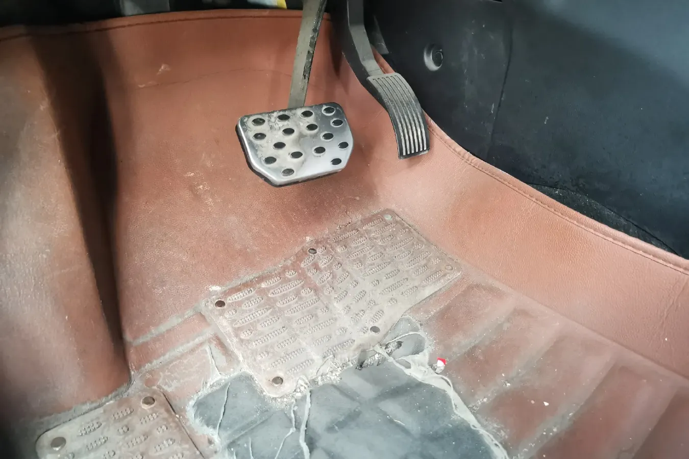 2020 DongFeng Fengon Fengon 580 Pro 1.5T 180HP L4 CVT,autocango,china used car exporter,china ev exporter,chinese used car exporter,chinese used ev exporter