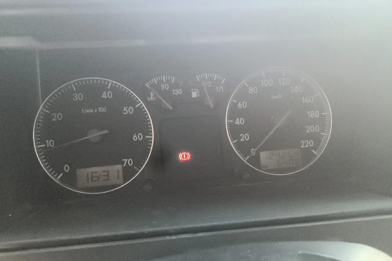 2007 Volkswagen Santana Classic 1.8L 95HP L4 5MT,autocango,china used car exporter,china ev exporter,chinese used car exporter,chinese used ev exporter