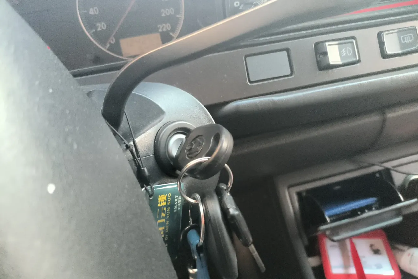 2007 Volkswagen Santana Classic 1.8L 95HP L4 5MT,autocango,china used car exporter,china ev exporter,chinese used car exporter,chinese used ev exporter