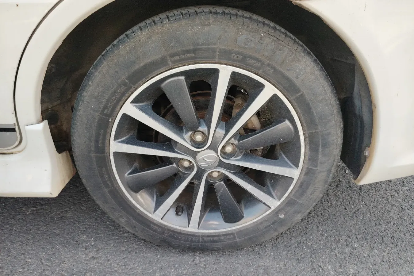 2015 Soueast V3 1.5L 120HP L4 5MT,autocango,china used car exporter,china ev exporter,chinese used car exporter,chinese used ev exporter