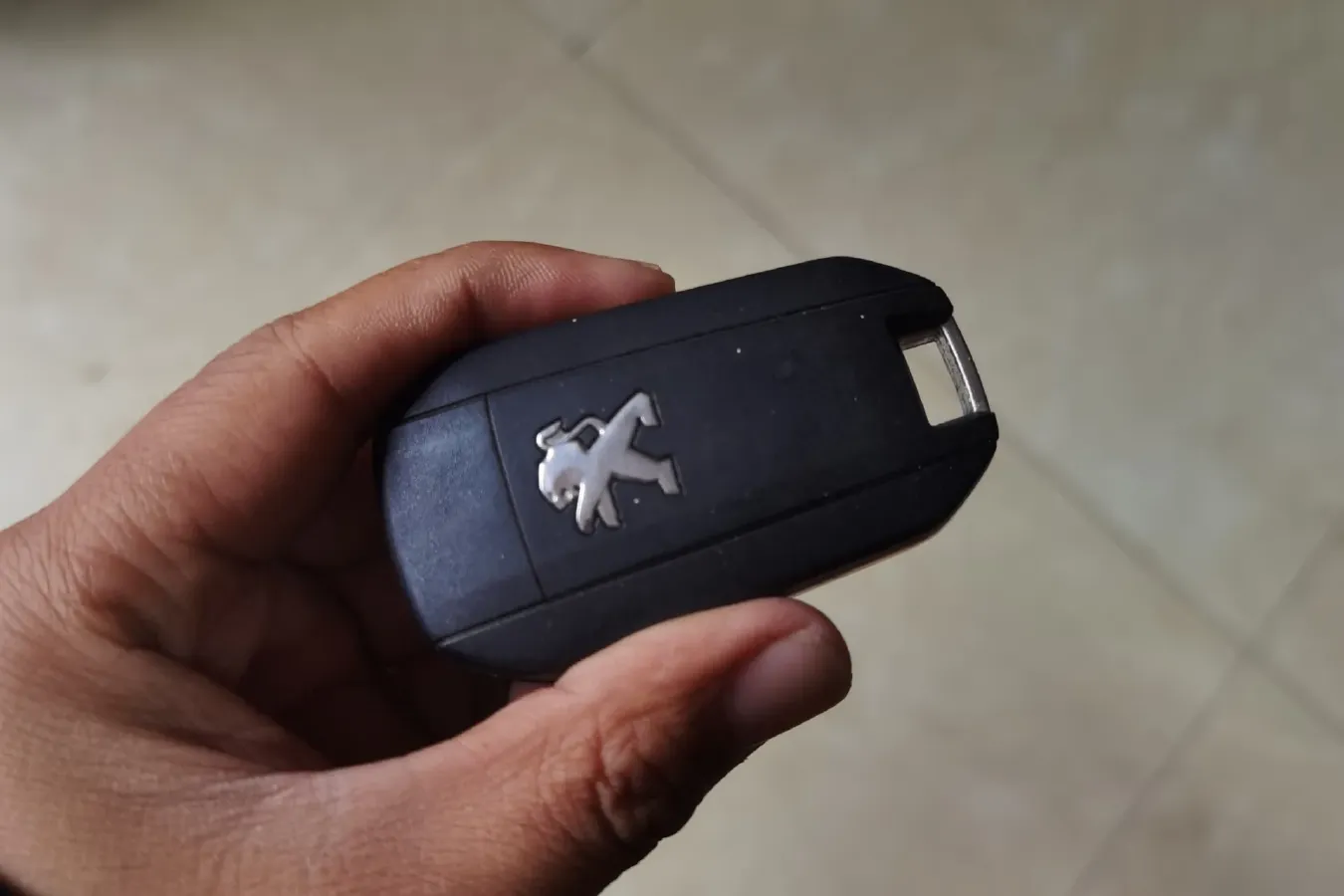 2014 Peugeot 301 1.6L 117HP L4 5MT,autocango,china used car exporter,china ev exporter,chinese used car exporter,chinese used ev exporter