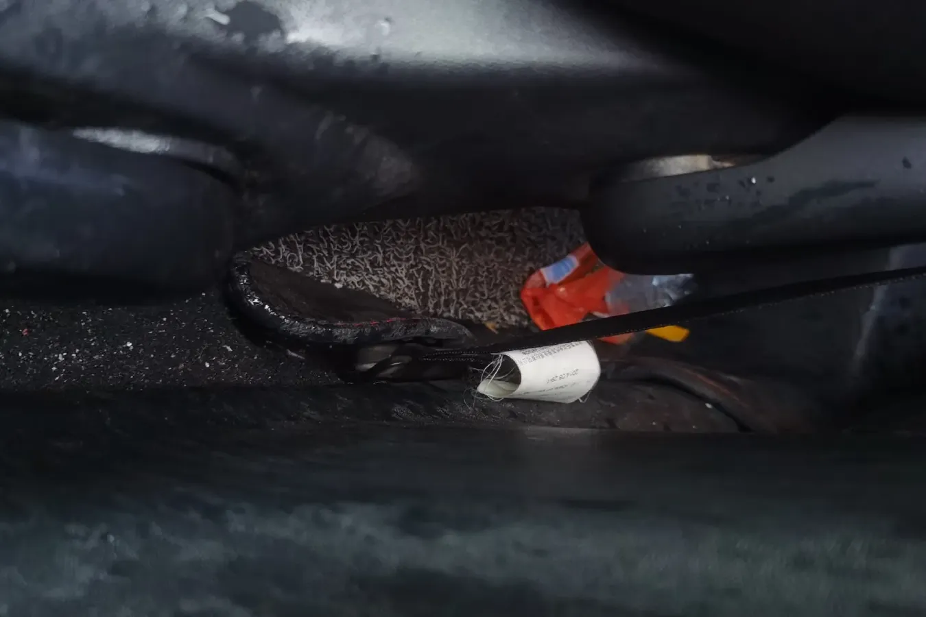 2014 Peugeot 301 1.6L 117HP L4 5MT,autocango,china used car exporter,china ev exporter,chinese used car exporter,chinese used ev exporter