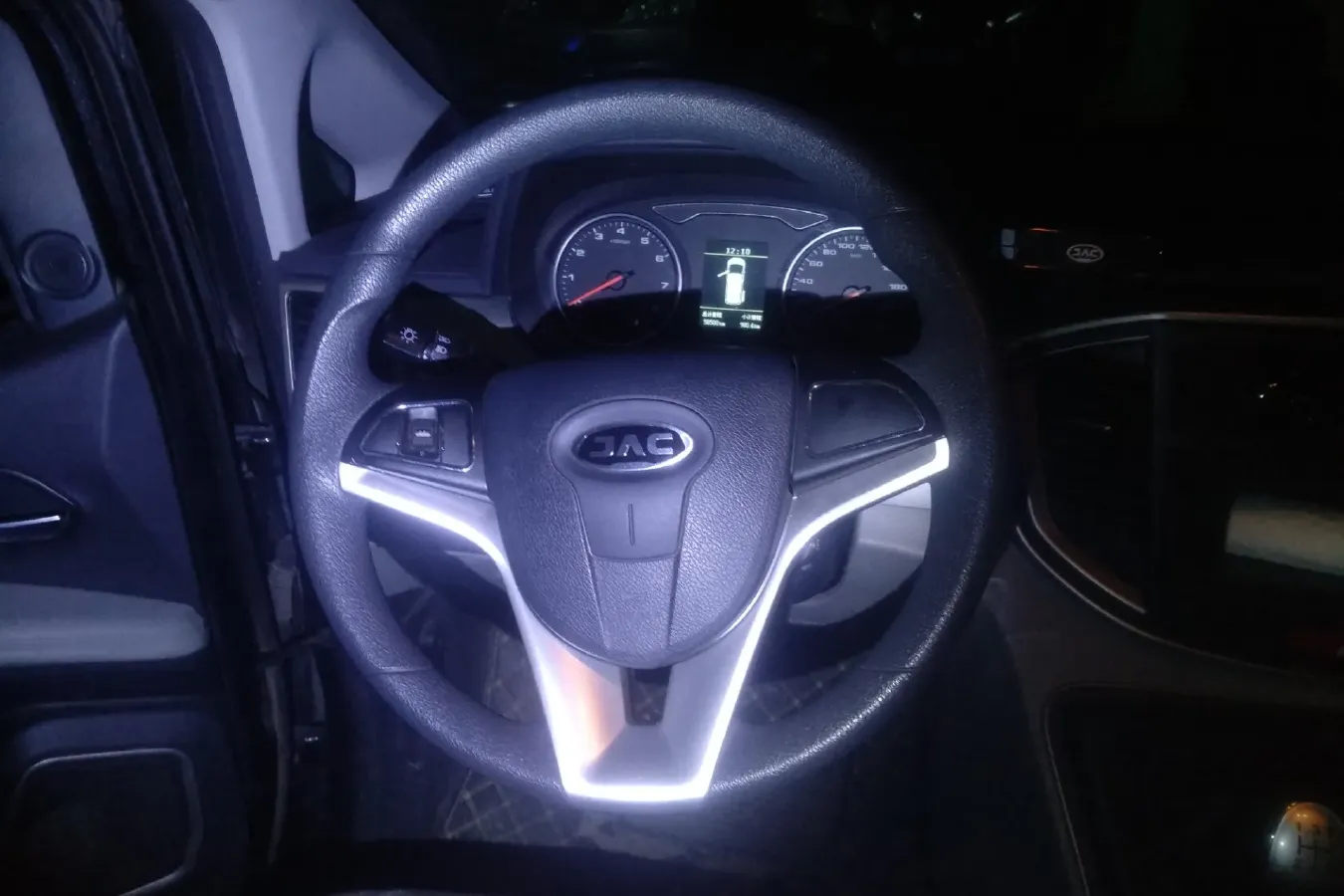 2021 JAC Refine M4 2.0L 144HP L4 5MT,autocango,china used car exporter,china ev exporter,chinese used car exporter,chinese used ev exporter