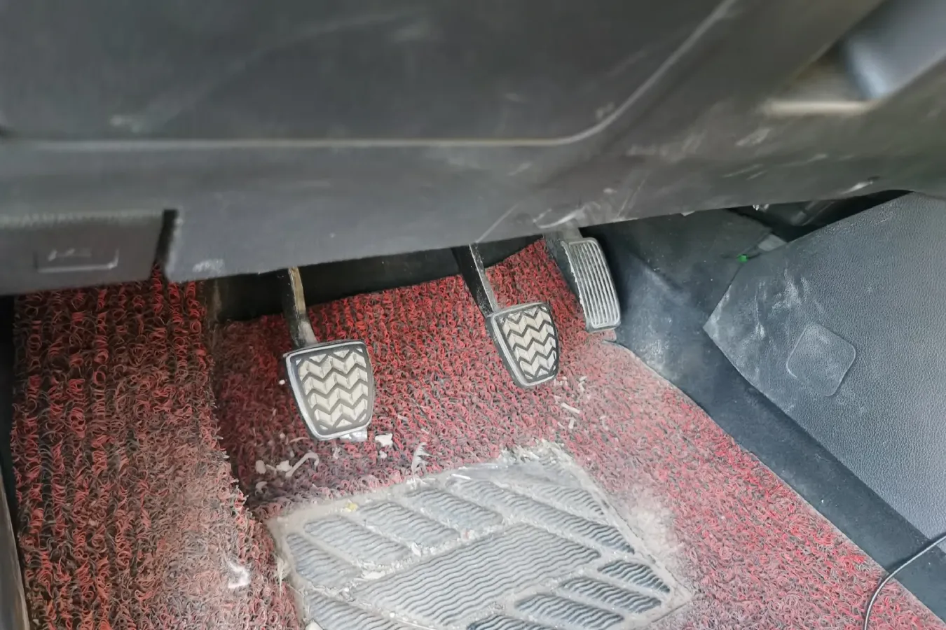 2017 SWM X3 1.6L 117HP L4 5MT,autocango,china used car exporter,china ev exporter,chinese used car exporter,chinese used ev exporter