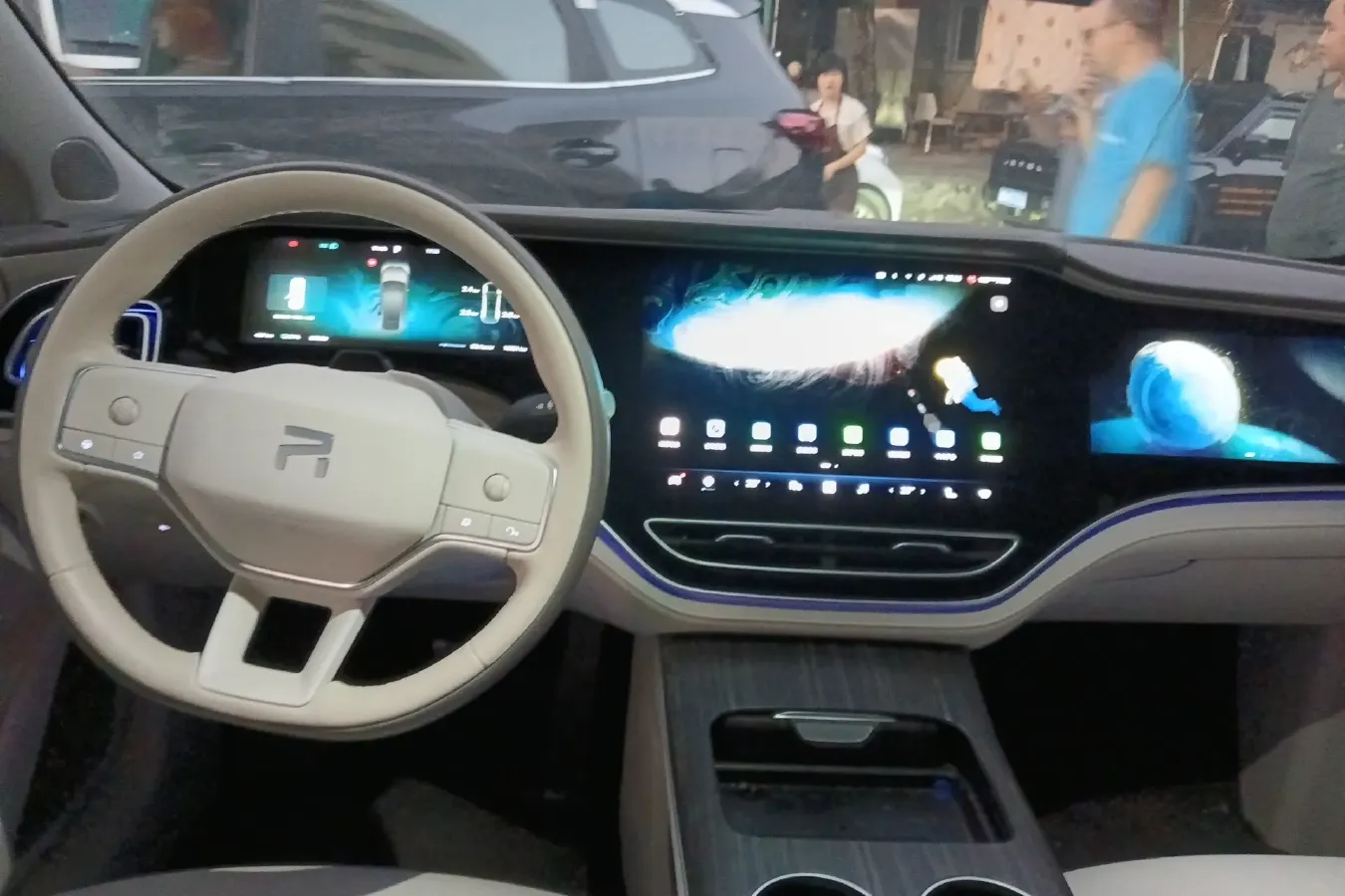 2023 Rising Auto F7 BEV 90KWH,autocango,china used car exporter,china ev exporter,chinese used car exporter,chinese used ev exporter