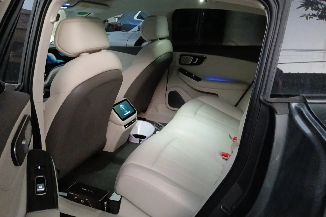 2023 Rising Auto F7 BEV 90KWH,autocango,china used car exporter,china ev exporter,chinese used car exporter,chinese used ev exporter