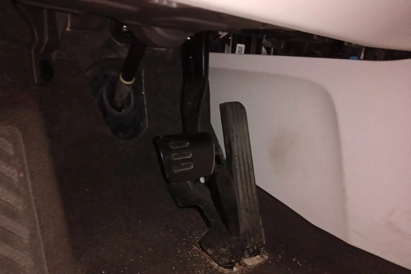 2023 Rising Auto F7 BEV 90KWH,autocango,china used car exporter,china ev exporter,chinese used car exporter,chinese used ev exporter