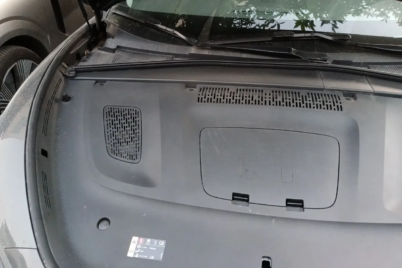 2023 Rising Auto F7 BEV 90KWH,autocango,china used car exporter,china ev exporter,chinese used car exporter,chinese used ev exporter