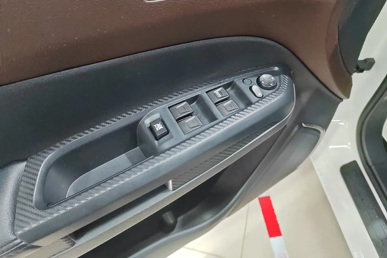 2017 HaiMa Family MPV 1.5T 156HP L4 6AT,autocango,china used car exporter,china ev exporter,chinese used car exporter,chinese used ev exporter