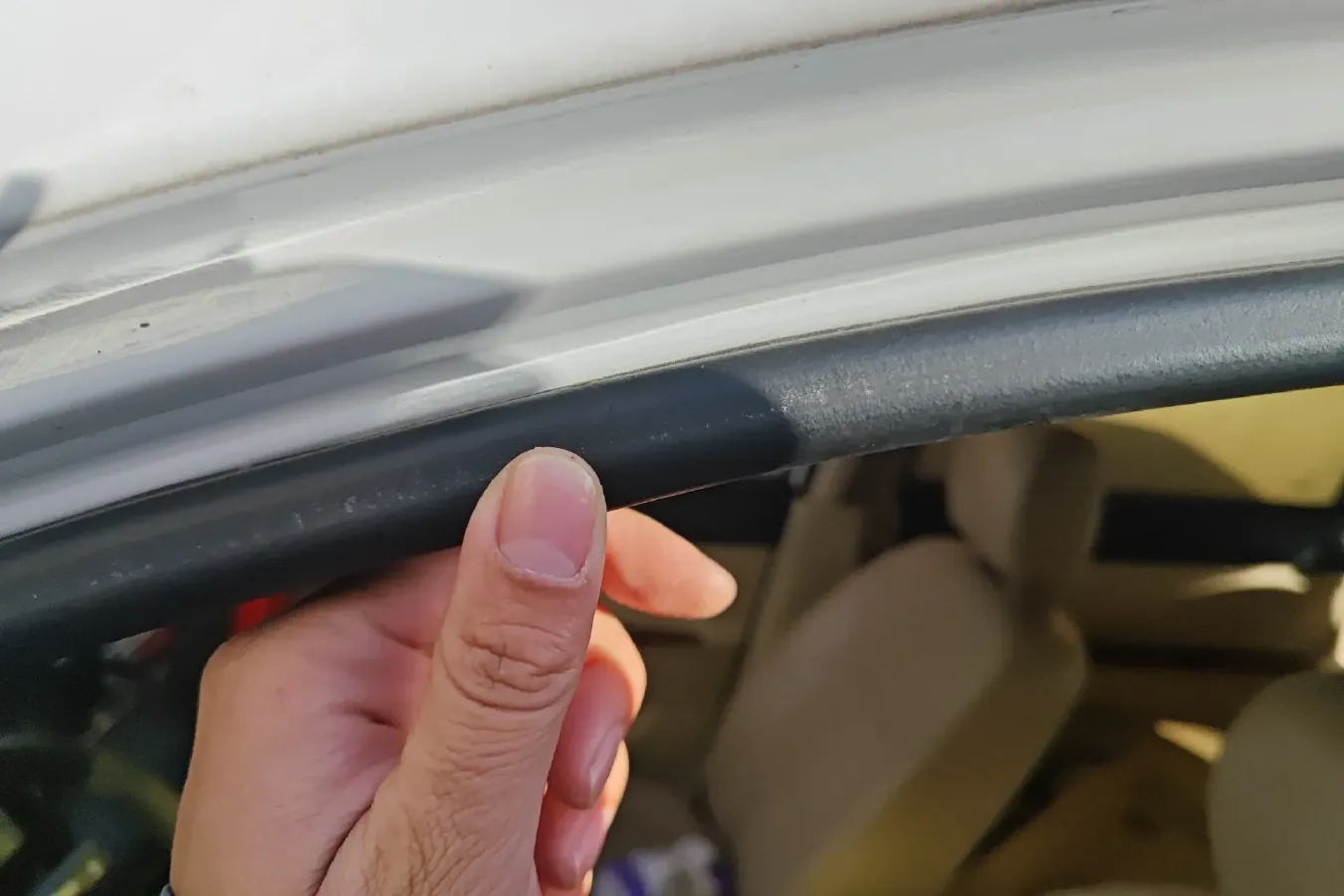 2016 DongFeng Fengon Fengon 330 1.5L 109HP L4 5MT,autocango,china used car exporter,china ev exporter,chinese used car exporter,chinese used ev exporter