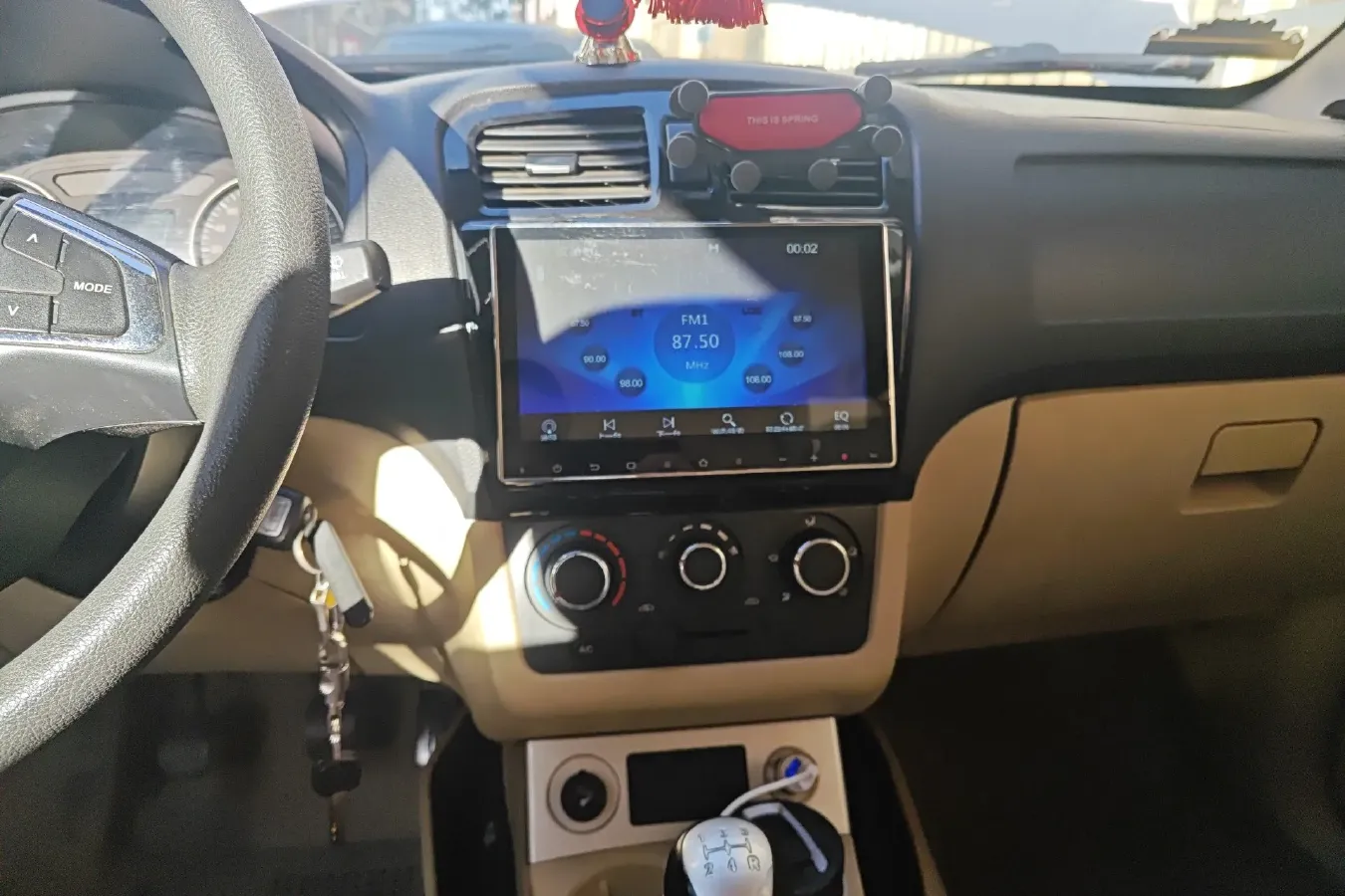 2016 DongFeng Fengon Fengon 330 1.5L 109HP L4 5MT,autocango,china used car exporter,china ev exporter,chinese used car exporter,chinese used ev exporter