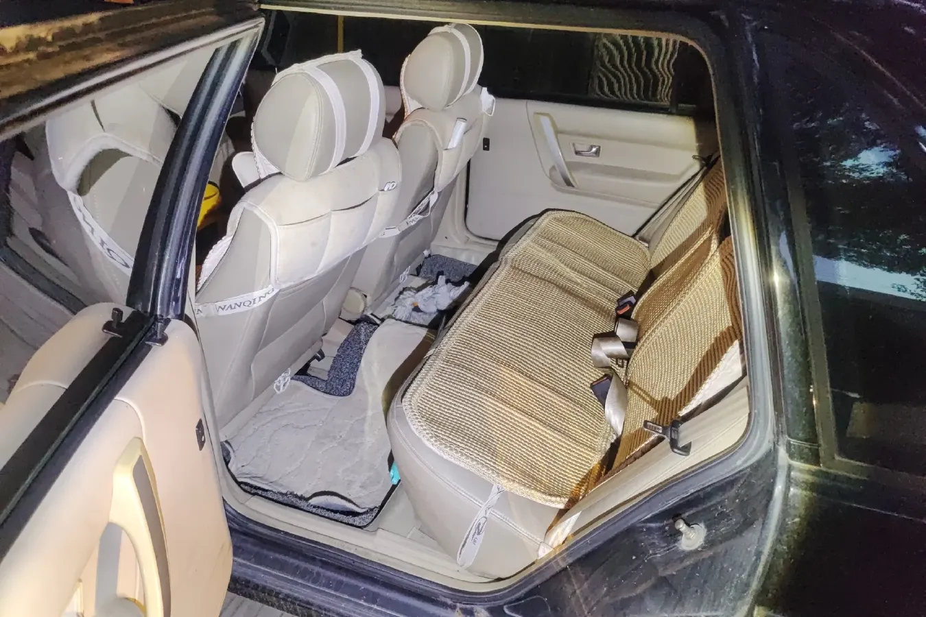 2008 Volkswagen Santana Vista 1.8L 101HP L4 5MT,autocango,china used car exporter,china ev exporter,chinese used car exporter,chinese used ev exporter