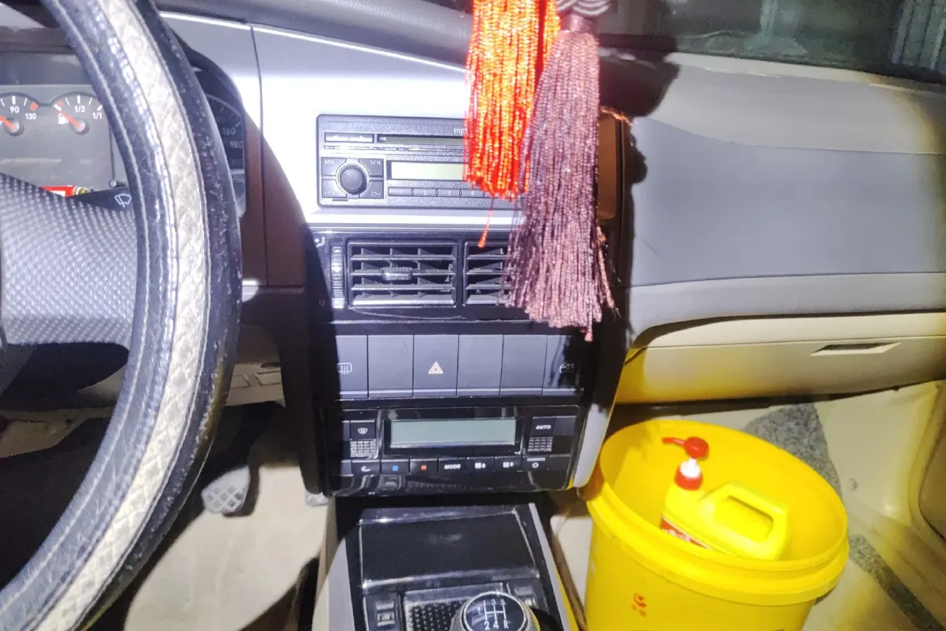 2008 Volkswagen Santana Vista 1.8L 101HP L4 5MT,autocango,china used car exporter,china ev exporter,chinese used car exporter,chinese used ev exporter