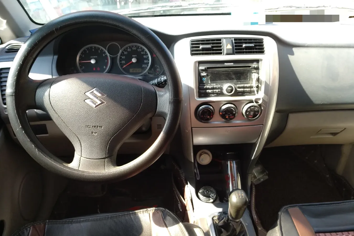 2011 Suzuki Liana 1.4L 99HP L4 5MT,autocango,china used car exporter,china ev exporter,chinese used car exporter,chinese used ev exporter