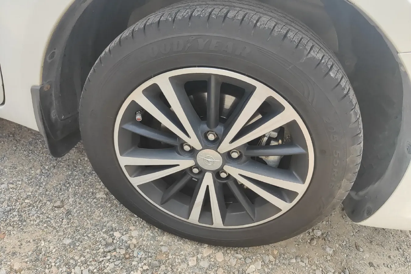 2017 HaiMa M6 1.6L 118HP L4 5MT,autocango,china used car exporter,china ev exporter,chinese used car exporter,chinese used ev exporter