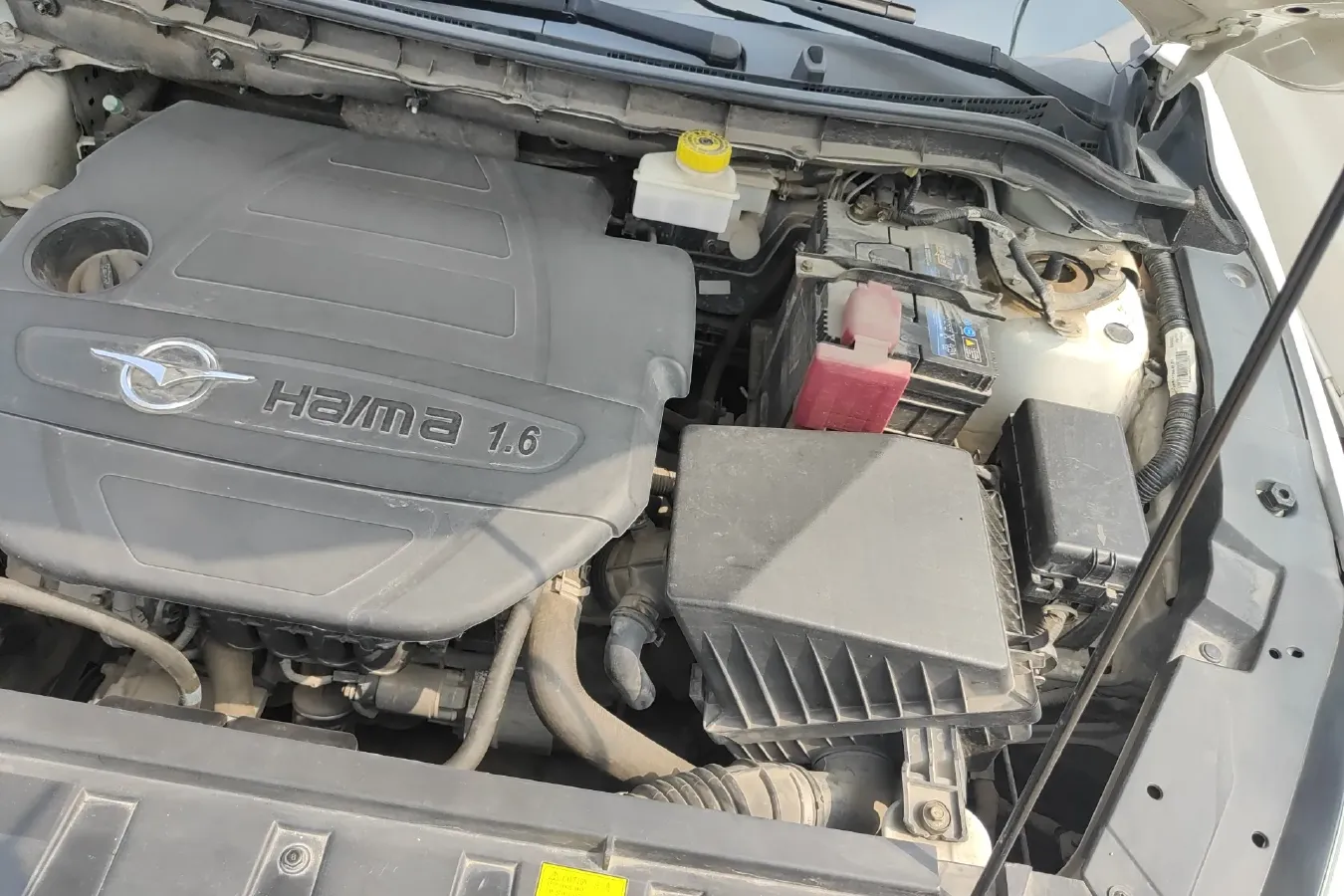 2017 HaiMa M6 1.6L 118HP L4 5MT,autocango,china used car exporter,china ev exporter,chinese used car exporter,chinese used ev exporter