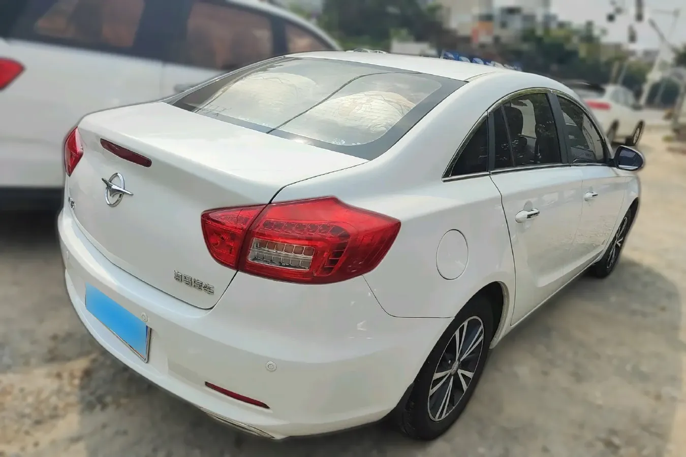 2017 HaiMa M6 1.6L 118HP L4 5MT,autocango,china used car exporter,china ev exporter,chinese used car exporter,chinese used ev exporter