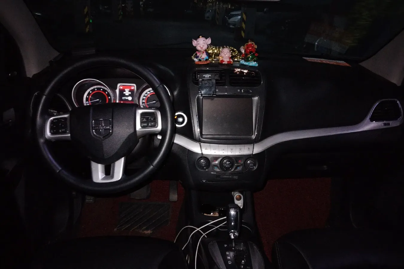 2013 Dodge JCUV 2.4L 170HP L4 6AT,autocango,china used car exporter,china ev exporter,chinese used car exporter,chinese used ev exporter