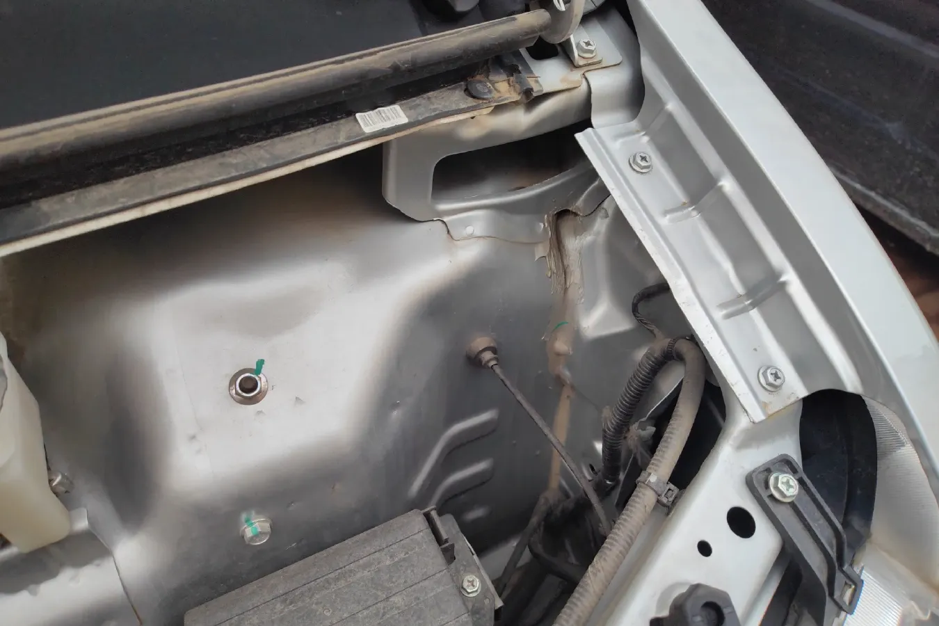 2022 DongFeng DFSK C31 1.6L 122HP L4 5MT,autocango,china used car exporter,china ev exporter,chinese used car exporter,chinese used ev exporter