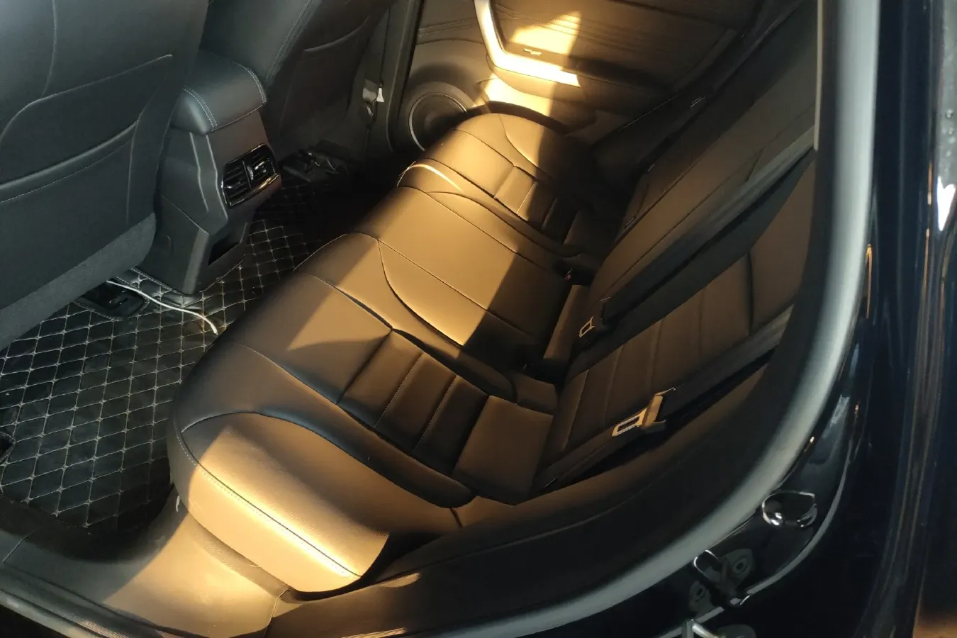 2020 WEY VV5 1.5T 171HP L4 7DCT,autocango,china used car exporter,china ev exporter,chinese used car exporter,chinese used ev exporter