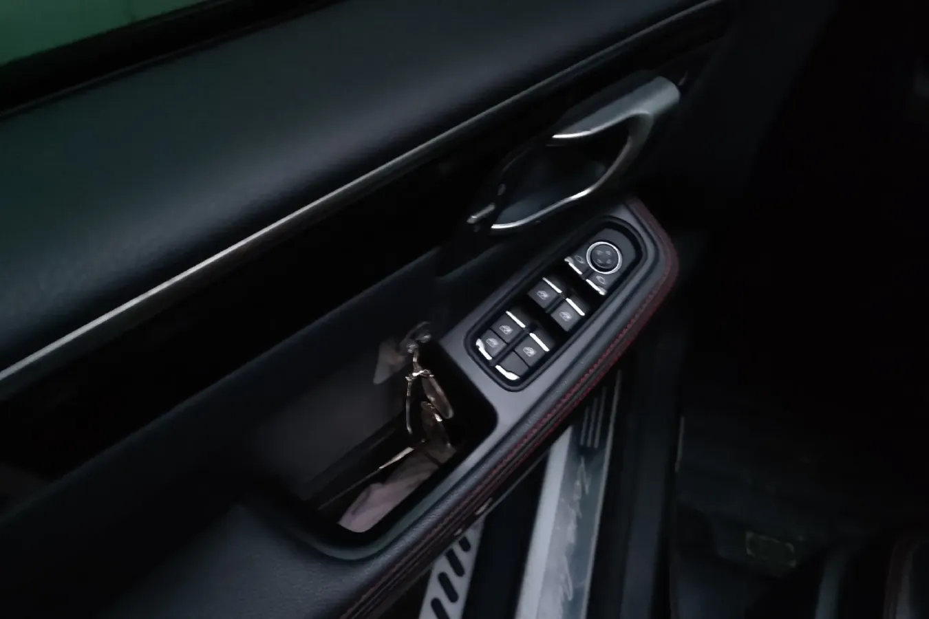 2015 Zotye Damy X5 1.5T 150HP L4 5MT,autocango,china used car exporter,china ev exporter,chinese used car exporter,chinese used ev exporter