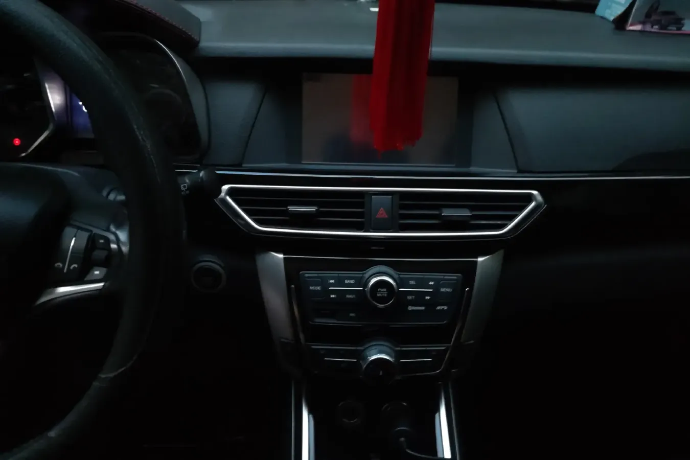 2015 Zotye Damy X5 1.5T 150HP L4 5MT,autocango,china used car exporter,china ev exporter,chinese used car exporter,chinese used ev exporter