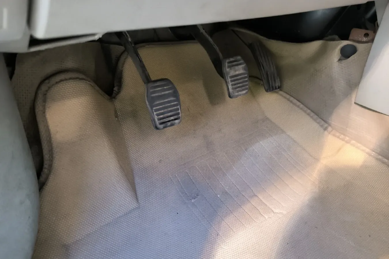 2010 BYD G3 1.5L 106HP L4 5MT,autocango,china used car exporter,china ev exporter,chinese used car exporter,chinese used ev exporter