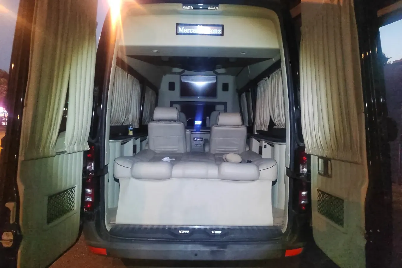 2009 Mercedes-Benz Sprinter 3.5L 258HP V6 5AT,autocango,china used car exporter,china ev exporter,chinese used car exporter,chinese used ev exporter