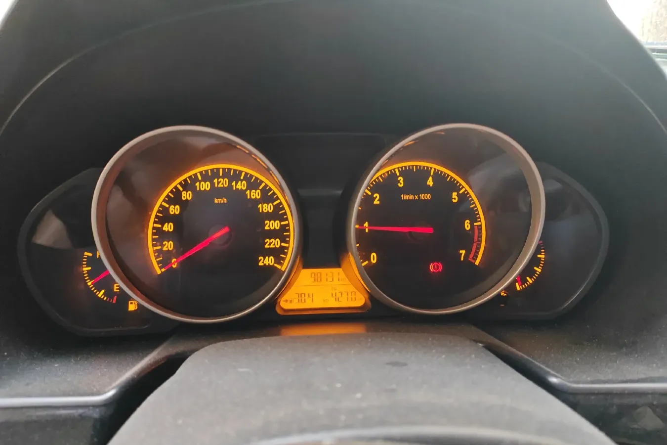 2013 Brilliance Auto H330 1.5L 105HP L4 5MT,autocango,china used car exporter,china ev exporter,chinese used car exporter,chinese used ev exporter