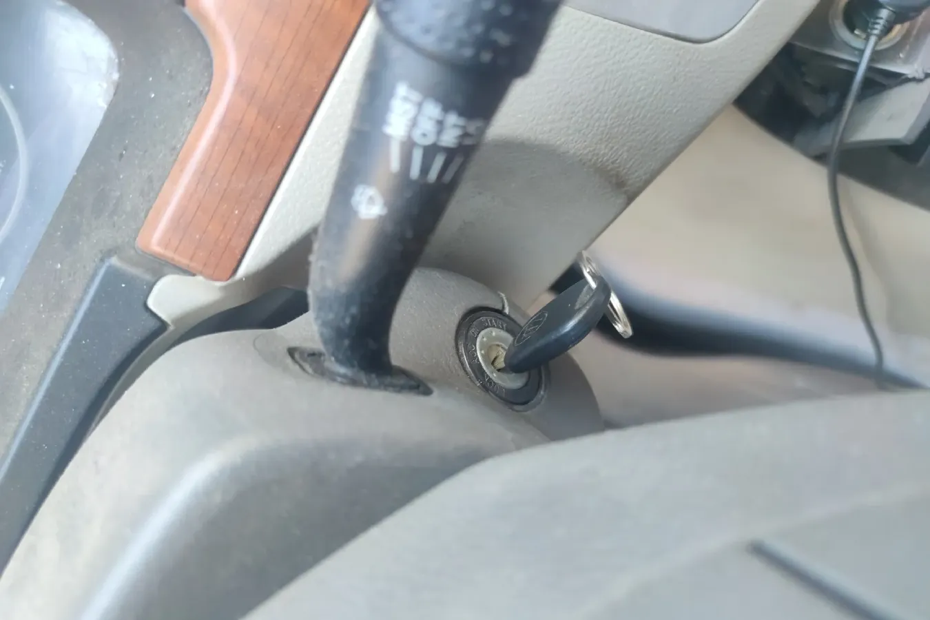 2012 LiFan 620 1.5L 94HP L4 5MT,autocango,china used car exporter,china ev exporter,chinese used car exporter,chinese used ev exporter