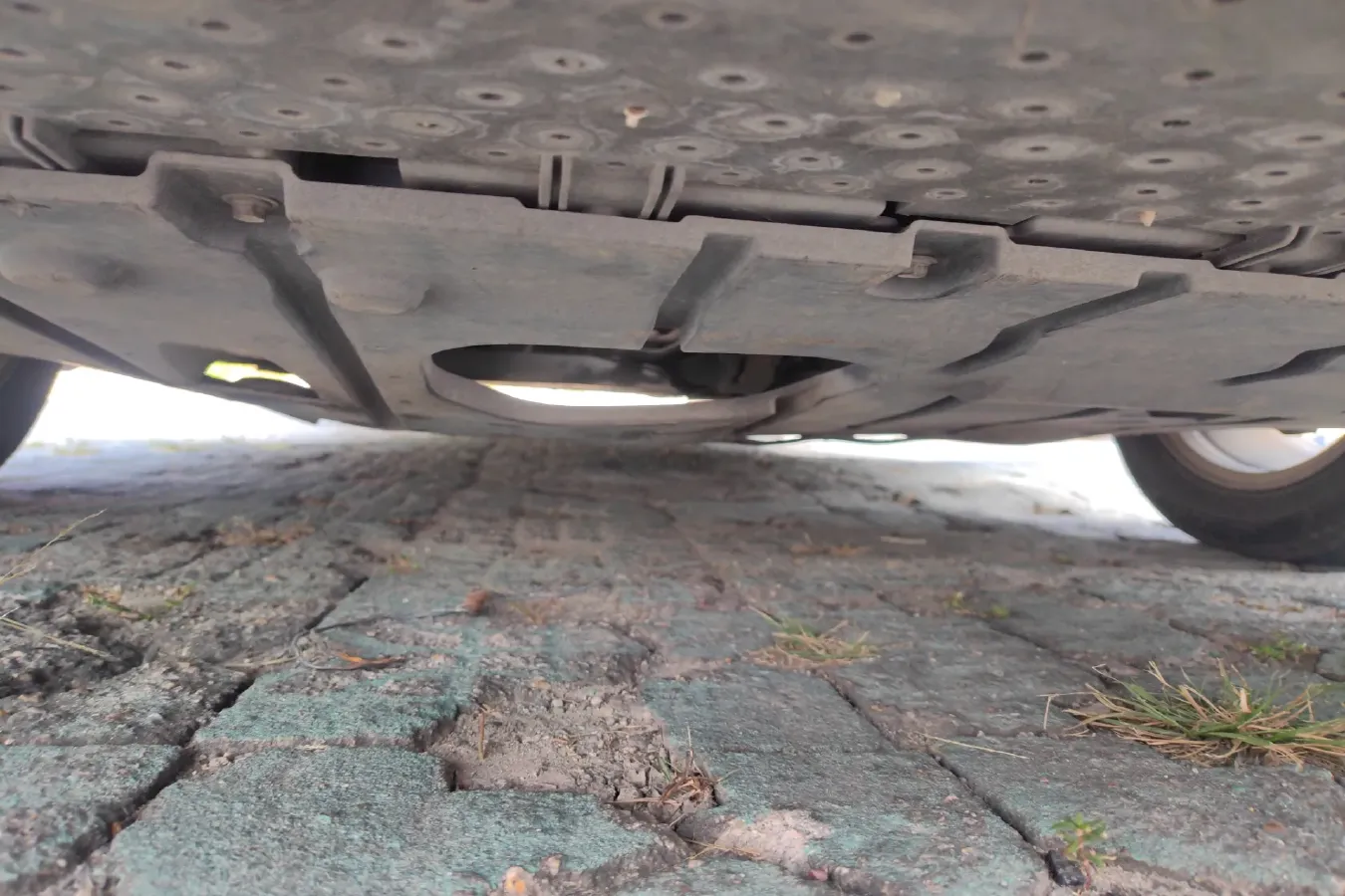 2014 HaiMa Family 1.6L 125HP L4 6MT,autocango,china used car exporter,china ev exporter,chinese used car exporter,chinese used ev exporter