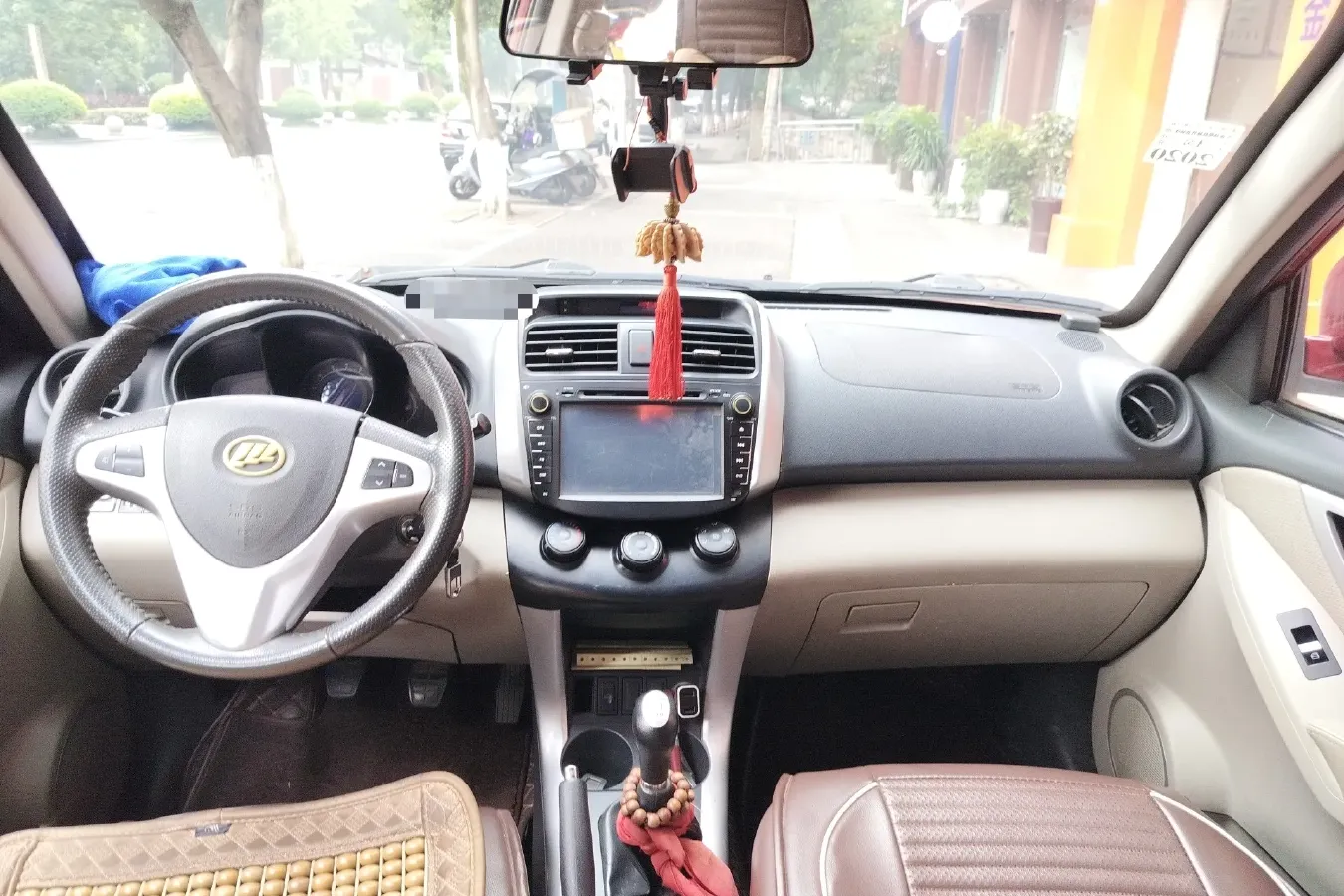 2012 LiFan X60 1.8L 133HP L4 5MT,autocango,china used car exporter,china ev exporter,chinese used car exporter,chinese used ev exporter