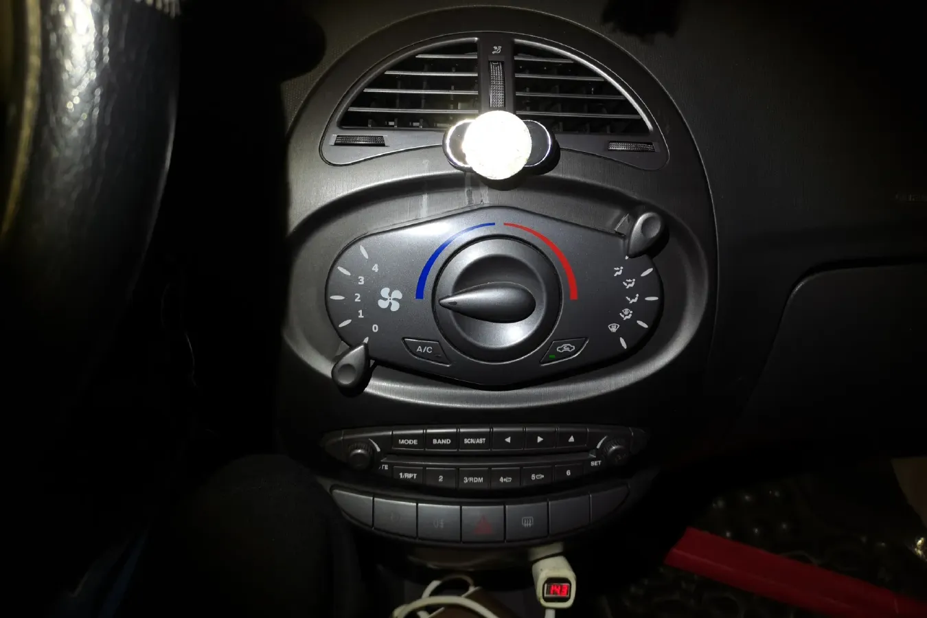 2011 Chery X1 1.3L 84HP L4 5MT,autocango,china used car exporter,china ev exporter,chinese used car exporter,chinese used ev exporter