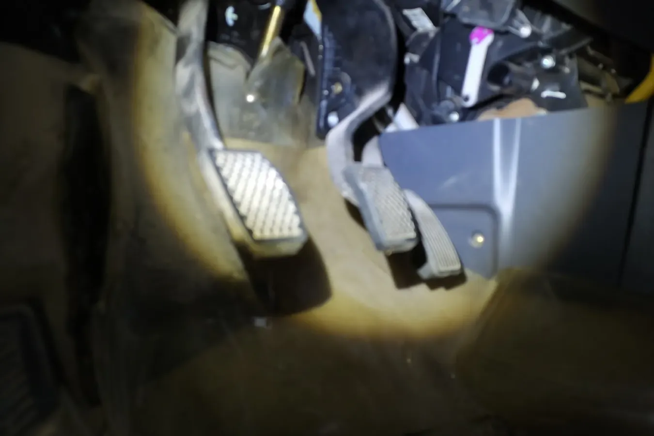 2011 Chery X1 1.3L 84HP L4 5MT,autocango,china used car exporter,china ev exporter,chinese used car exporter,chinese used ev exporter