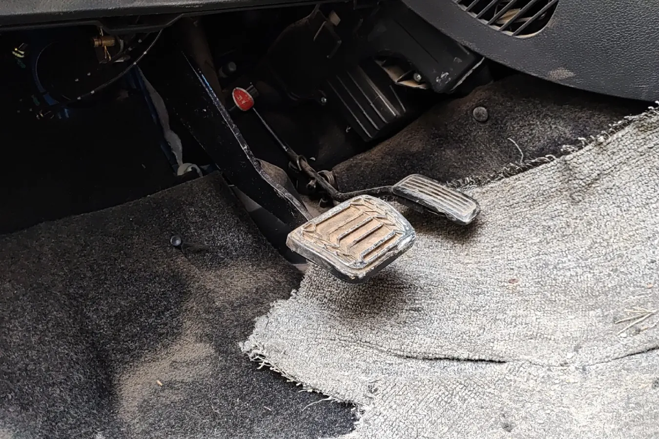 2012 Geely GX2 1.5L 94HP L4 4AT,autocango,china used car exporter,china ev exporter,chinese used car exporter,chinese used ev exporter