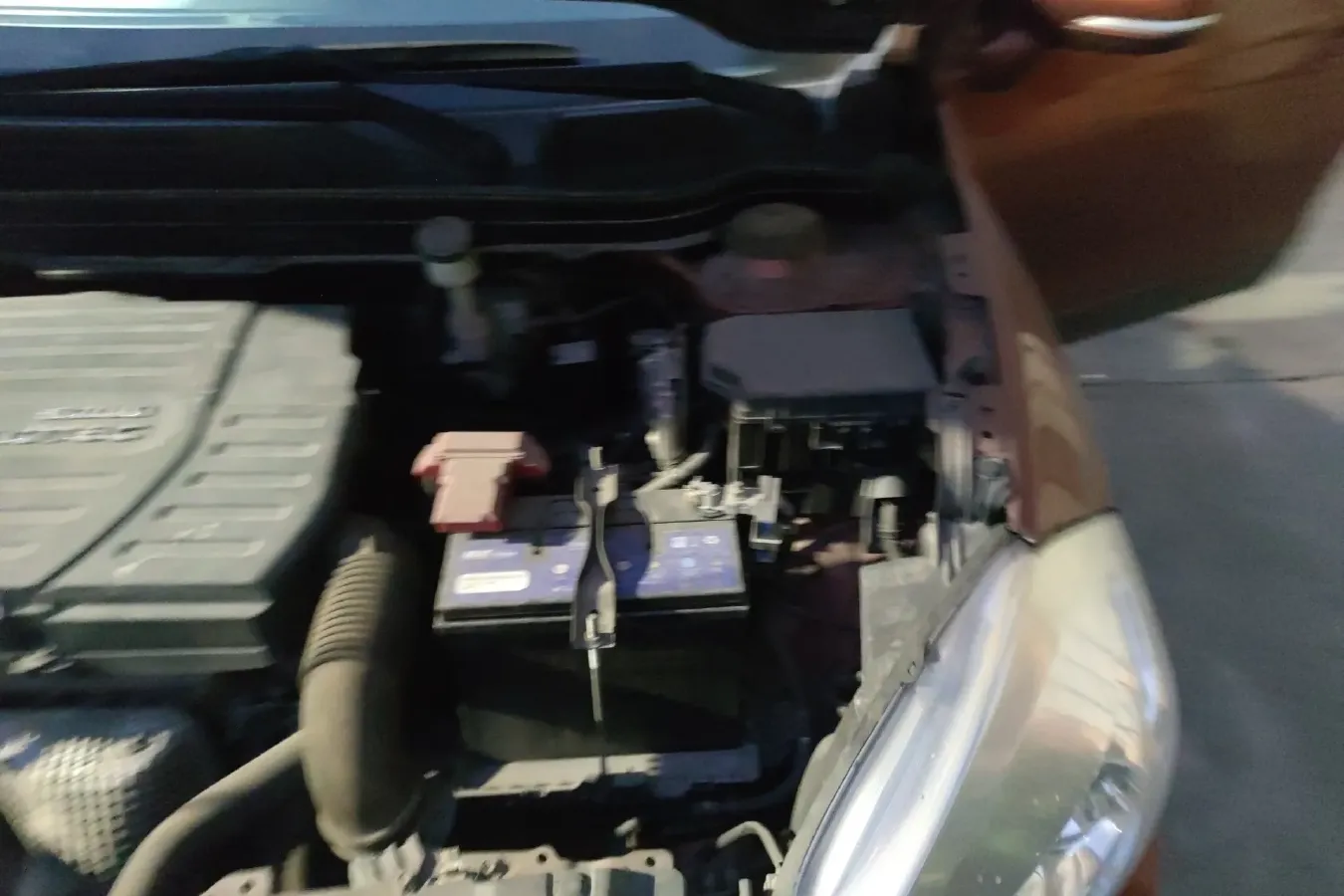 2017 Suzuki SX4 S-Cross 1.6L 122HP L4 5MT,autocango,china used car exporter,china ev exporter,chinese used car exporter,chinese used ev exporter