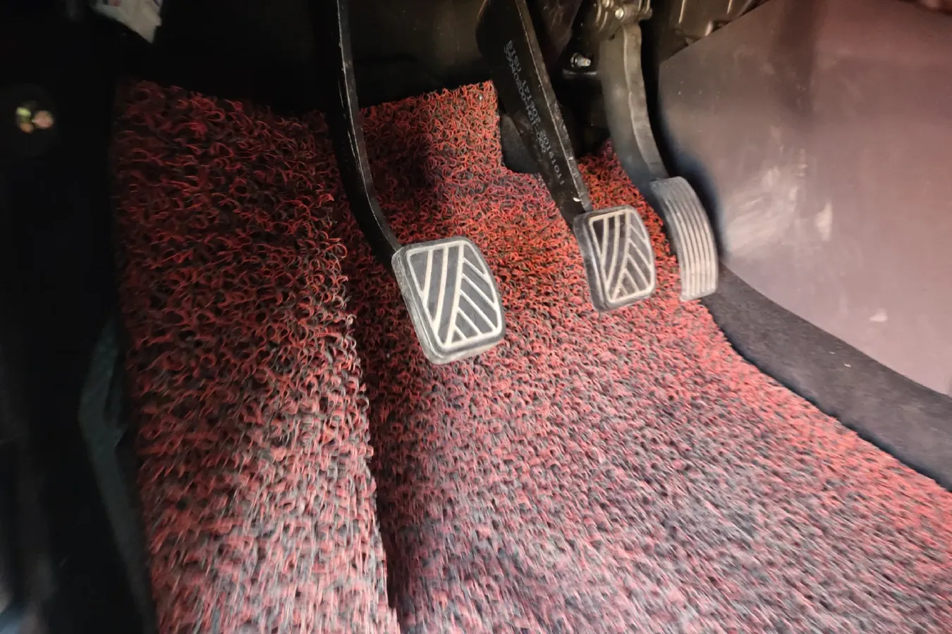 2017 BiSu M3 1.5L 114HP L4 5MT,autocango,china used car exporter,china ev exporter,chinese used car exporter,chinese used ev exporter