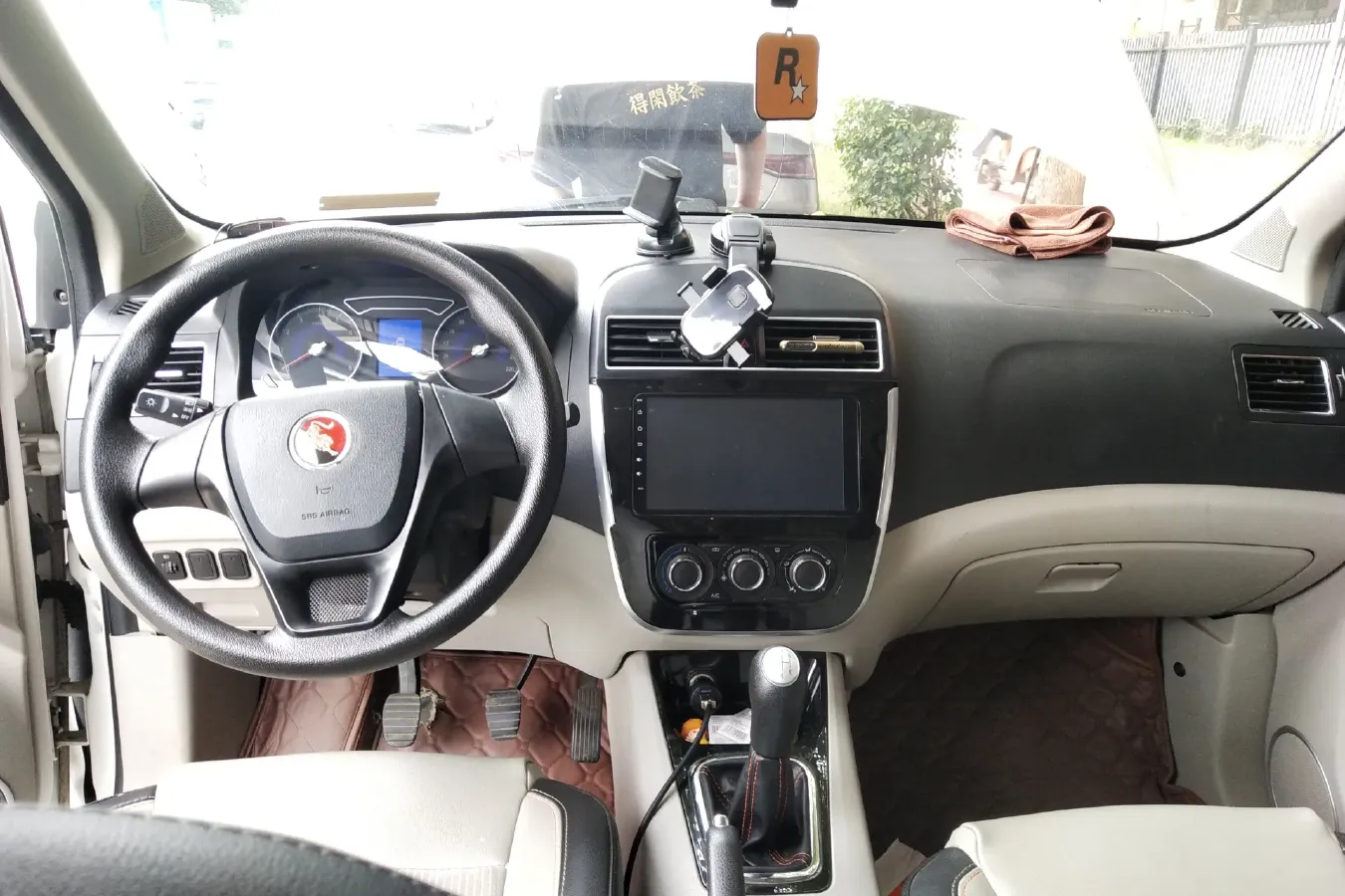 2016 DongFeng Forthing Joyear X3 1.5L 120HP L4 5MT,autocango,china used car exporter,china ev exporter,chinese used car exporter,chinese used ev exporter
