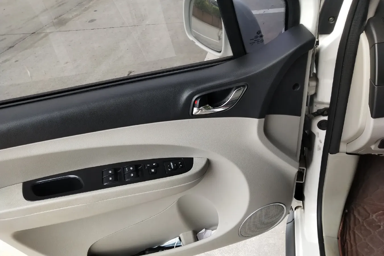 2016 DongFeng Forthing Joyear X3 1.5L 120HP L4 5MT,autocango,china used car exporter,china ev exporter,chinese used car exporter,chinese used ev exporter