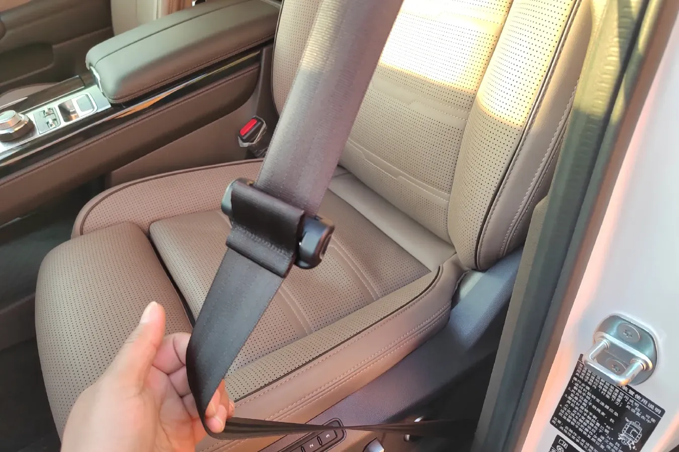 2022 BeiJing BJ60 2.0T 267HP L4 8AT,autocango,china used car exporter,china ev exporter,chinese used car exporter,chinese used ev exporter